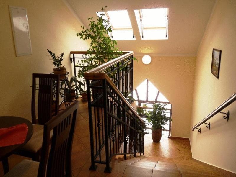 Zajazd Sokol Hotel Nienadowka ภายนอก รูปภาพ